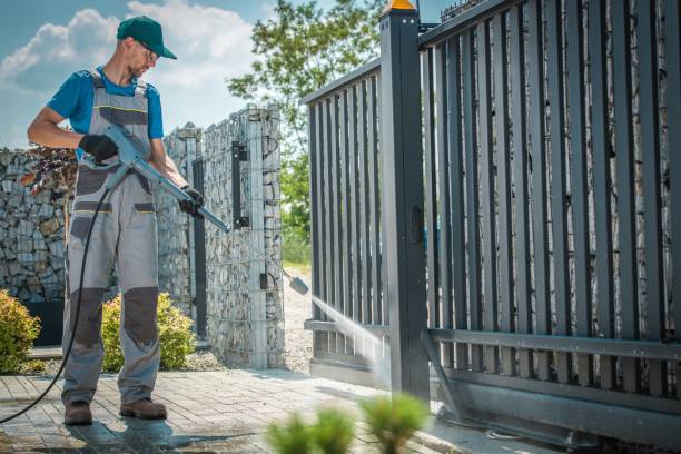 Best Pool Deck Cleaning  in Pleak, TX